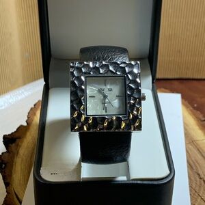 TERNER Cuff Band Ladies  Quartz Watch  K-26480  New Battery Installed
